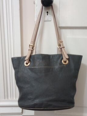 MICHAEL KORS Chic Charcoal Gray Leather Tote with Tan Shoulder Straps